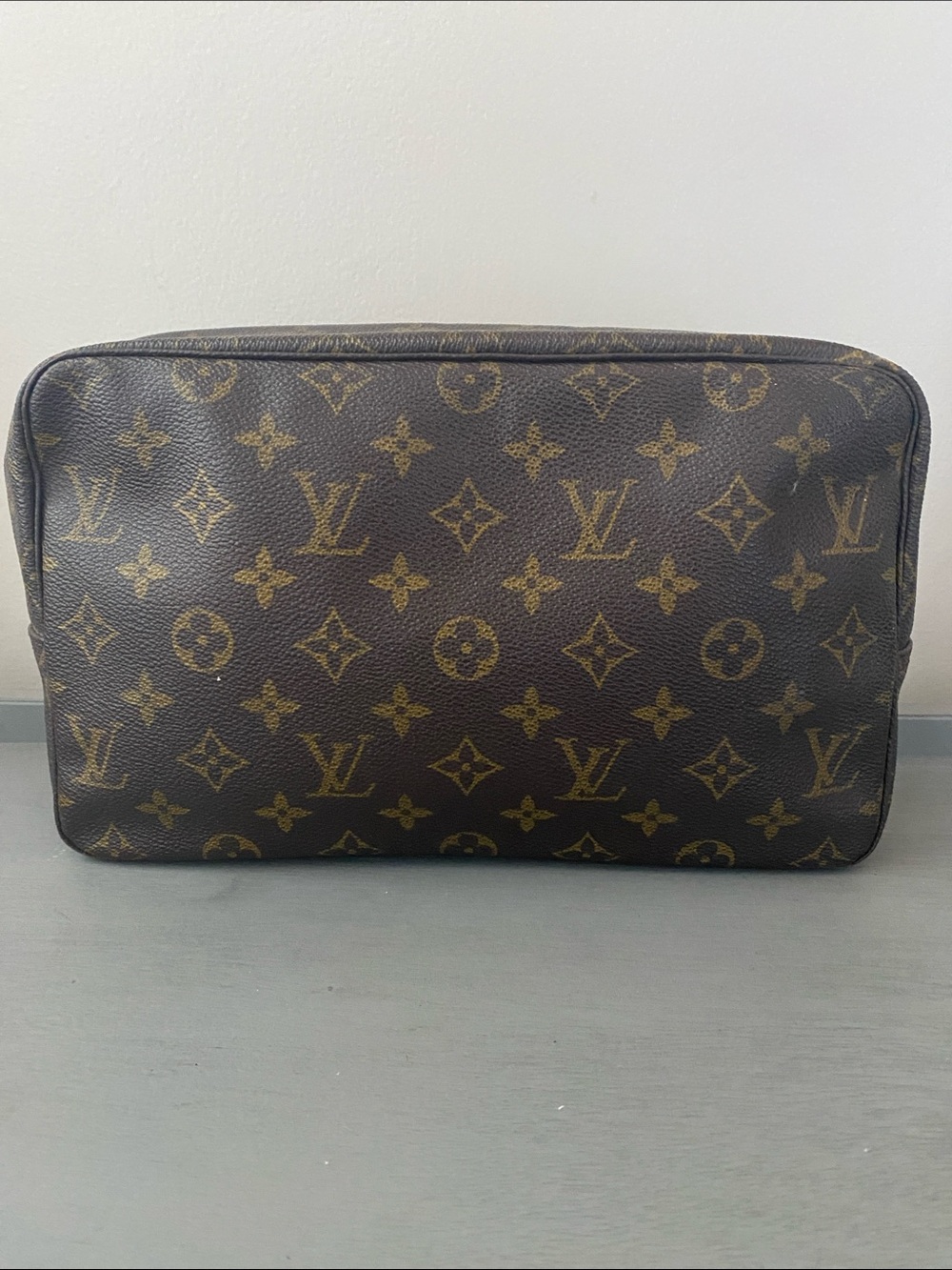 Louis Vuitton Monogram Trousse Toiletry Pouch 28 with LV Dust Bag - Picture 3 of 12